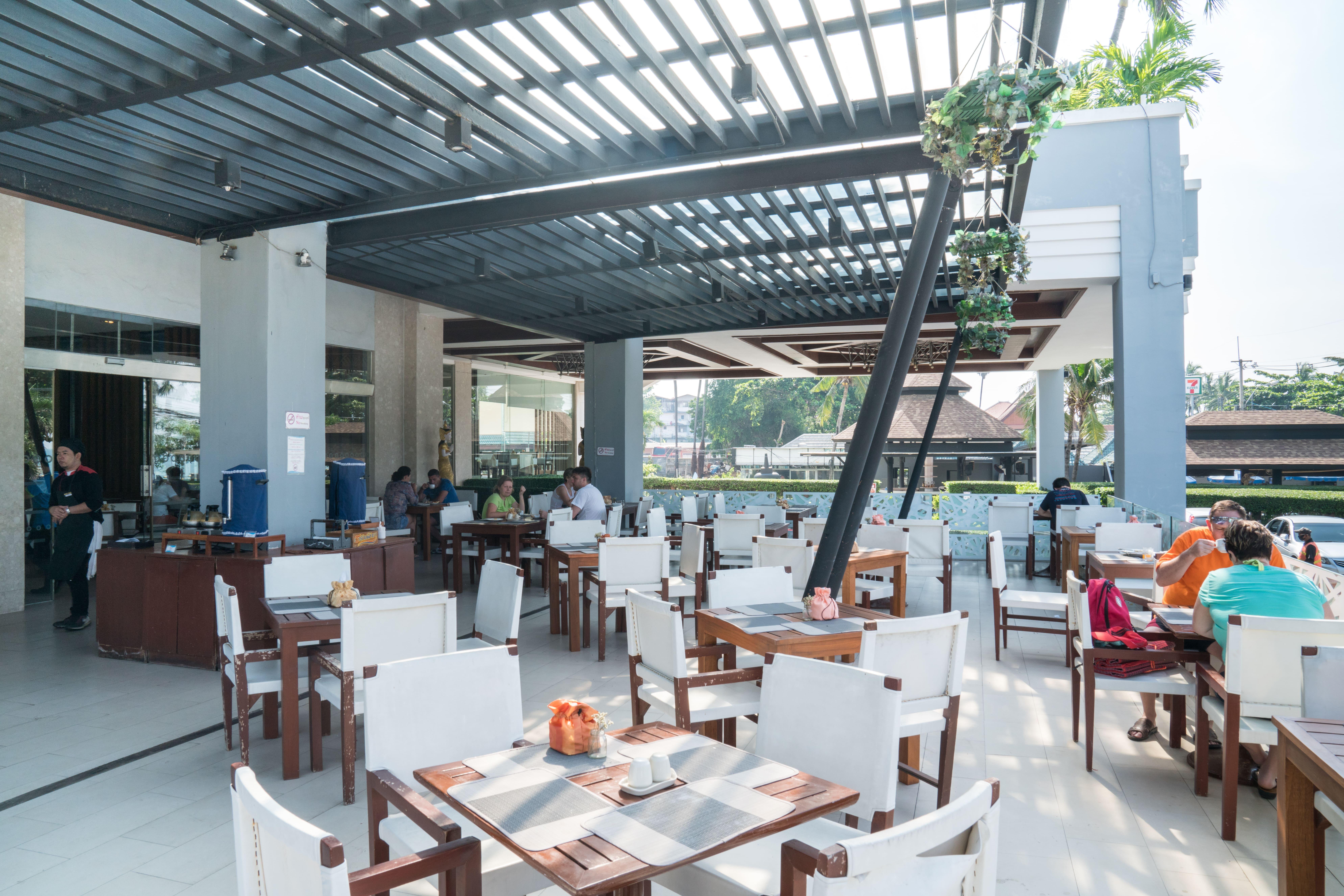 Grand Jomtien Palace Hotel - Sha Extra Plus Exterior photo