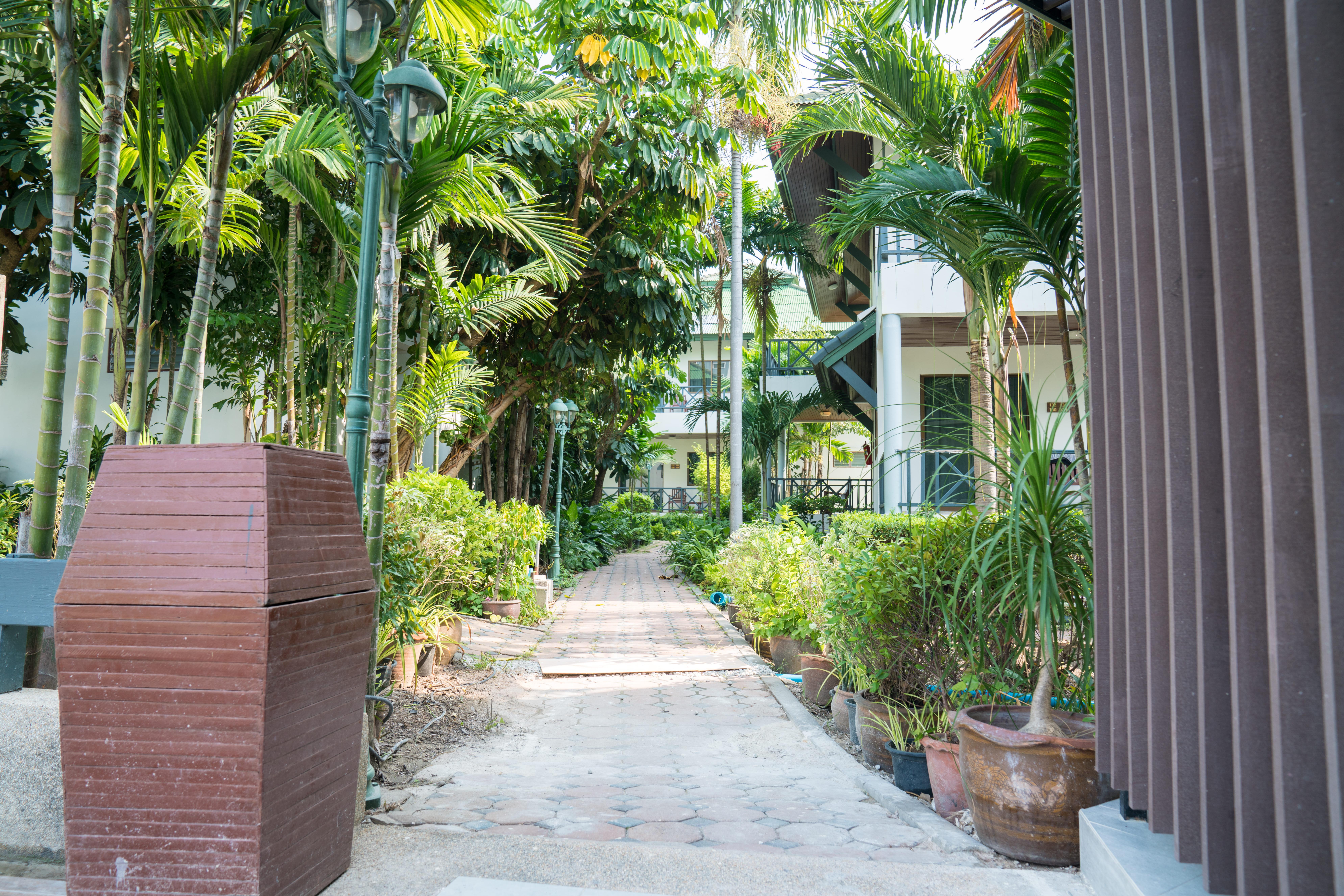 Grand Jomtien Palace Hotel - Sha Extra Plus Exterior photo
